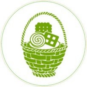 Оригинальная корзина с разными сладостями в Топках